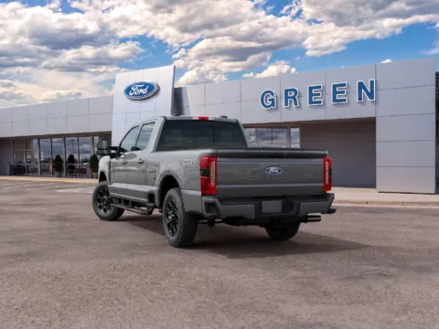 More photos of 2027 Ford F-350SD XLT at Green Ford, NC