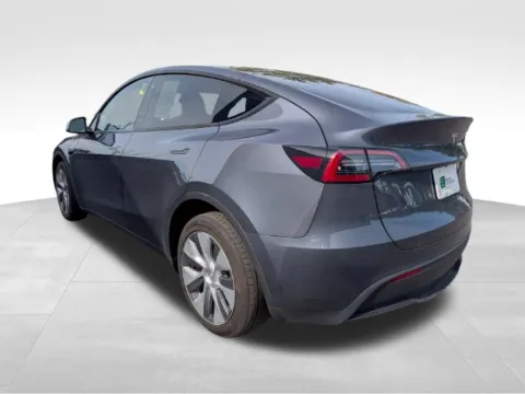 More photos of 2023 Tesla Model Y Performance at Auto Outlets, null