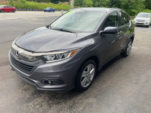 More photos of 2019 Honda HR-V EX-L Sport Utility 4D at Valpo Car Co., IN