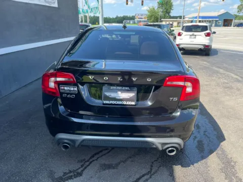 More photos of 2017 Volvo S60 T5 Dynamic Sedan 4D at Valpo Car Co., IN
