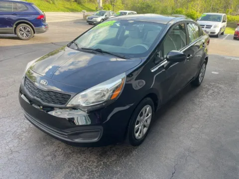 More photos of 2013 Kia Rio LX Sedan 4D at Valpo Car Co., IN