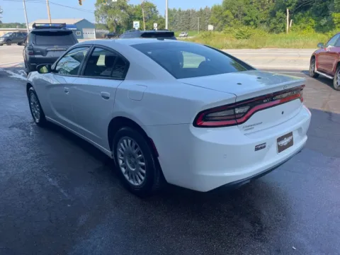 More photos of 2020 Dodge Charger Sedan 4D Police AWD 5.7L V8 at Valpo Car Co., IN