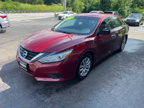 More photos of 2018 Nissan Altima 2.5 S Sedan 4D at Valpo Car Co., IN