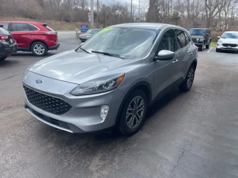 More photos of 2022 Ford Escape SEL Sport Utility 4D at Valpo Car Co., IN