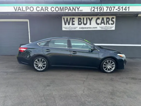 Gray 2015 Toyota Avalon XLE Touring Sedan 4D for sale in Valparaiso, IN