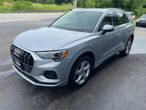 More photos of 2019 Audi Q3 Premium Sport Utility 4D at Valpo Car Co., IN