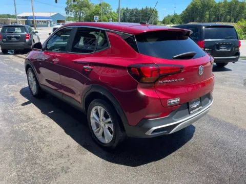 More photos of 2021 Buick Encore GX Preferred Sport Utility 4D at Valpo Car Co., IN