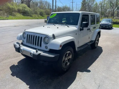 More photos of 2017 Jeep Wrangler Unlimited Sahara Sport Utility 4D at Valpo Car Co., IN
