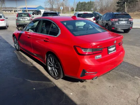 More photos of 2020 BMW 3 Series 330i xDrive Sedan 4D at Valpo Car Co., IN