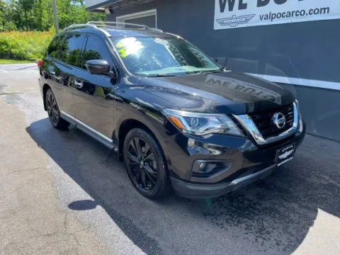 Photos of 2017 Nissan Pathfinder Platinum Sport Utility 4D for sale in Valparaiso, IN at Valpo Car Co.