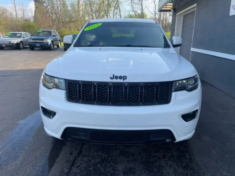 Another view of 2018 Jeep Grand Cherokee Altitude Sport Utility 4D for sale in Valparaiso, IN at Valpo Car Co.