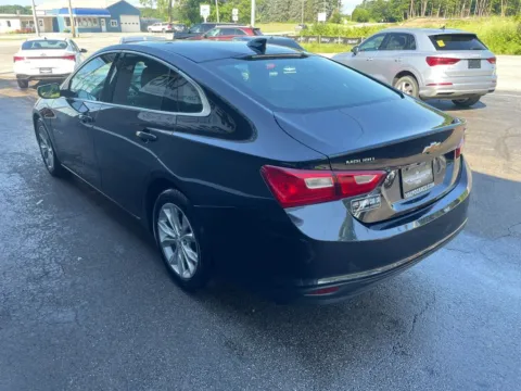 More photos of 2023 Chevrolet Malibu 1LT Sedan 4D at Valpo Car Co., IN