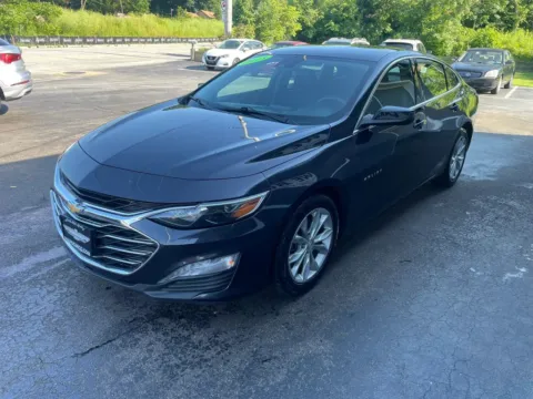 More photos of 2023 Chevrolet Malibu 1LT Sedan 4D at Valpo Car Co., IN