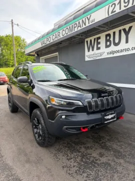 Photos of 2019 Jeep Cherokee TrailHawk Sport Utility 4D for sale in Valparaiso, IN at Valpo Car Co.