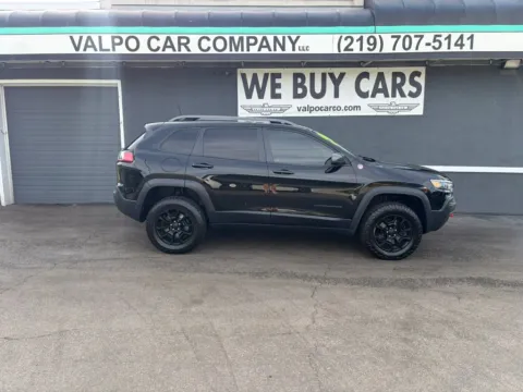 Black 2019 Jeep Cherokee TrailHawk Sport Utility 4D for sale in Valparaiso, IN