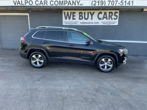 Black 2019 Jeep Cherokee Limited Sport Utility 4D for sale in Valparaiso, IN