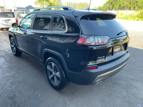 More photos of 2019 Jeep Cherokee Limited Sport Utility 4D at Valpo Car Co., IN