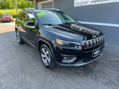 Photos of 2019 Jeep Cherokee Limited Sport Utility 4D for sale in Valparaiso, IN at Valpo Car Co.