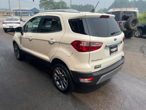 More photos of 2019 Ford EcoSport Titanium Sport Utility 4D at Valpo Car Co., IN