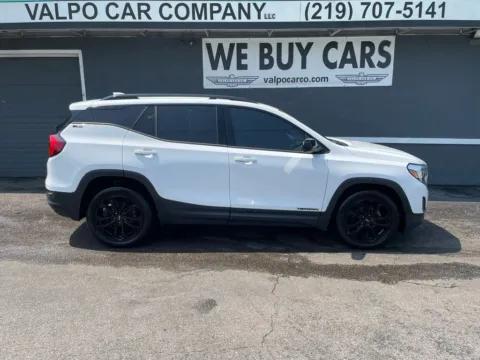 White 2020 GMC Terrain SLE Sport Utility 4D for sale in Valparaiso, IN