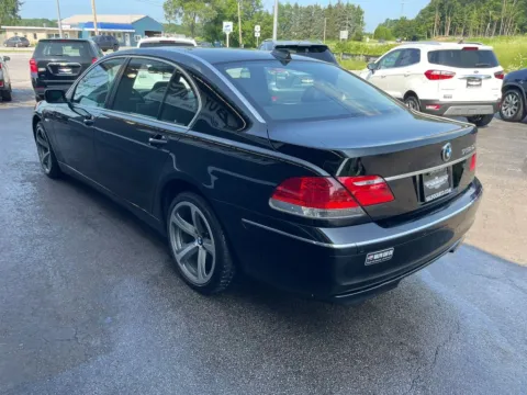 More photos of 2008 BMW 7 Series 750Li Sedan 4D at Valpo Car Co., IN
