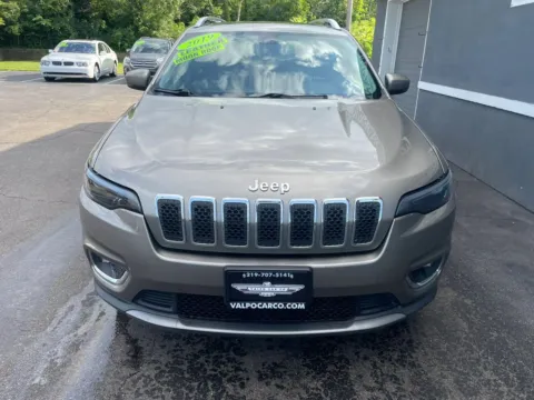 Photos of 2019 Jeep Cherokee Limited Sport Utility 4D for sale in Valparaiso, IN at Valpo Car Co.