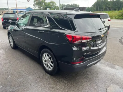 More photos of 2022 Chevrolet Equinox LT Sport Utility 4D at Valpo Car Co., IN