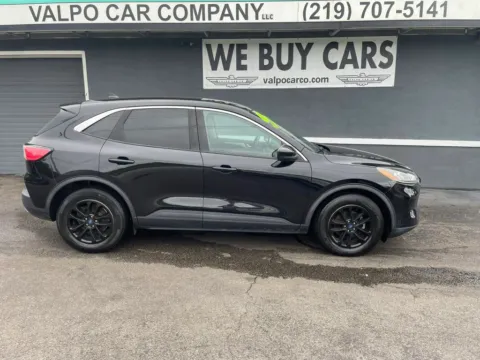 Black 2020 Ford Escape SE Sport Utility 4D for sale in Valparaiso, IN