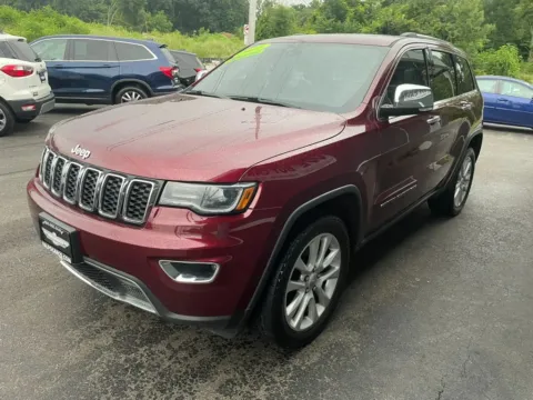 More photos of 2017 Jeep Grand Cherokee Limited Sport Utility 4D at Valpo Car Co., IN