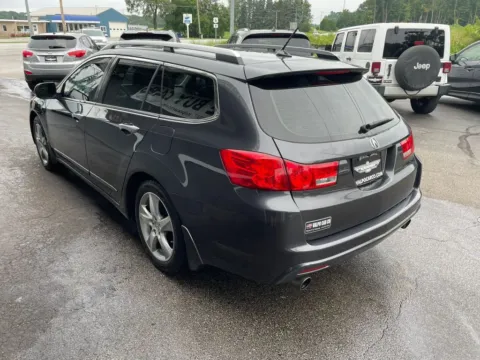 More photos of 2013 Acura TSX Wagon 4D at Valpo Car Co., IN