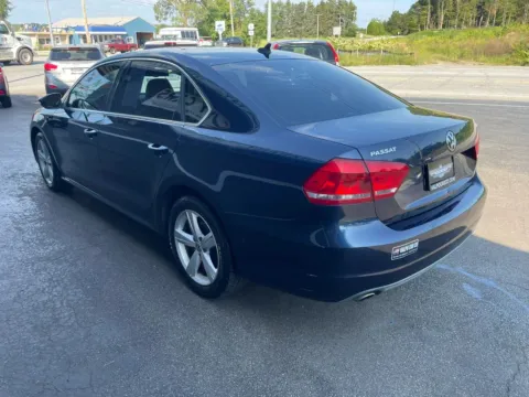 More photos of 2012 Volkswagen Passat 2.5L SE Sedan 4D at Valpo Car Co., IN