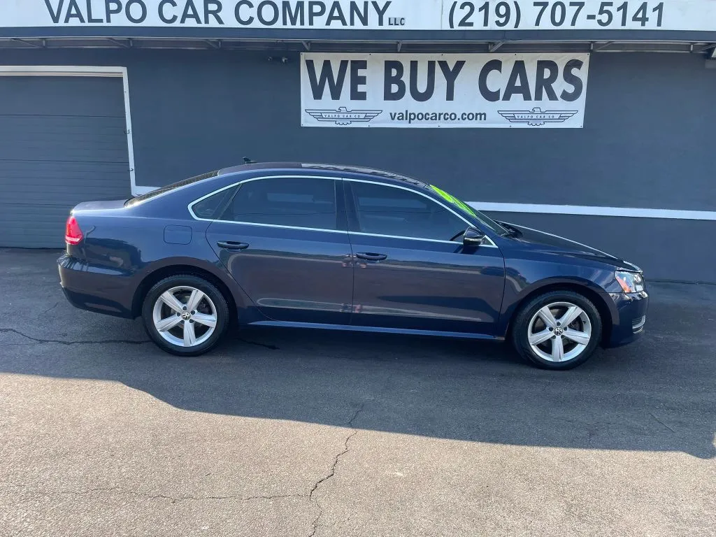 Gray 2012 Volkswagen Passat 2.5L SE Sedan 4D for sale in Valparaiso, IN