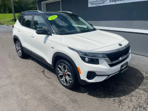 Photos of 2021 Kia Seltos S 1.6 Sport Utility 4D for sale in Valparaiso, IN at Valpo Car Co.