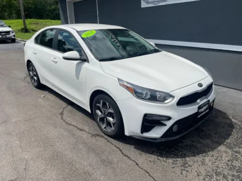 Photos of 2020 Kia Forte LXS Sedan 4D for sale in Valparaiso, IN at Valpo Car Co.
