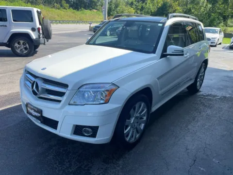 More photos of 2012 Mercedes-Benz GLK-Class GLK 350 4MATIC Sport Utility 4D at Valpo Car Co., IN