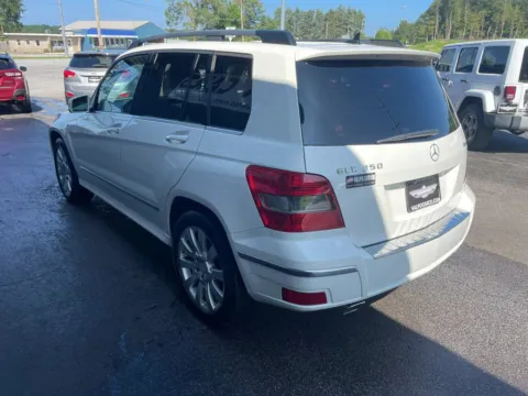 More photos of 2012 Mercedes-Benz GLK-Class GLK 350 4MATIC Sport Utility 4D at Valpo Car Co., IN