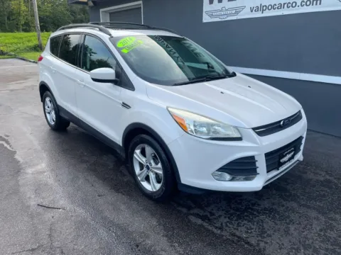 Photos of 2014 Ford Escape SE Sport Utility 4D for sale in Valparaiso, IN at Valpo Car Co.