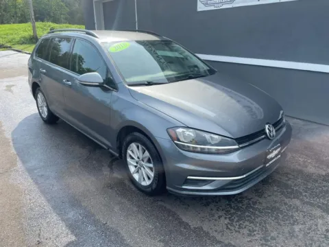 Photos of 2018 Volkswagen Golf SportWagen TSI S Wagon 4D for sale in Valparaiso, IN at Valpo Car Co.