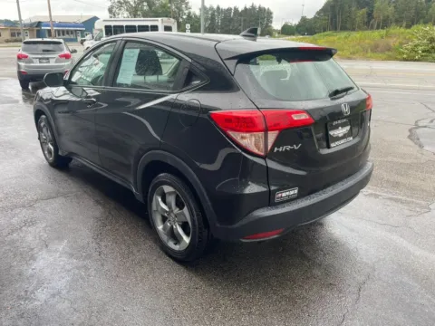 More photos of 2018 Honda HR-V LX Sport Utility 4D at Valpo Car Co., IN