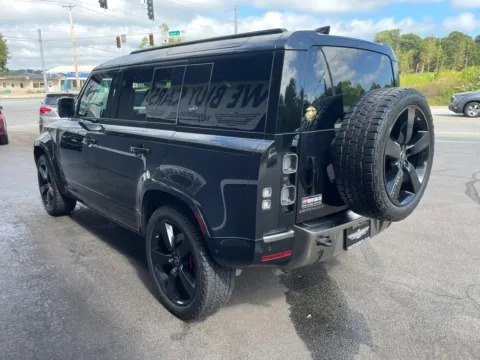 More photos of 2020 Land Rover Defender 110 X Sport Utility 4D at Valpo Car Co., IN