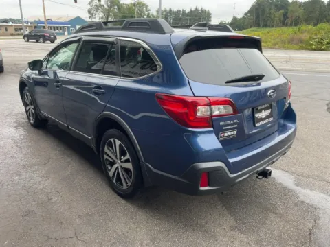 More photos of 2019 Subaru Outback 3.6R Limited Wagon 4D at Valpo Car Co., IN