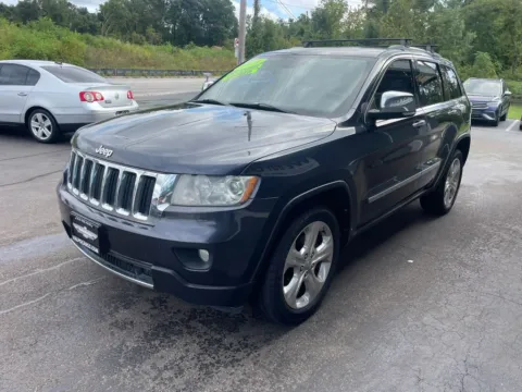 More photos of 2012 Jeep Grand Cherokee Limited Sport Utility 4D at Valpo Car Co., IN