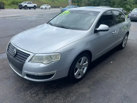 More photos of 2006 Volkswagen Passat 2.0T Sedan 4D at Valpo Car Co., IN