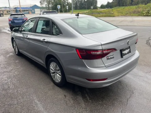More photos of 2020 Volkswagen Jetta 1.4T S Sedan 4D at Valpo Car Co., IN