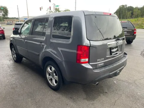 More photos of 2014 Honda Pilot EX Sport Utility 4D at Valpo Car Co., IN
