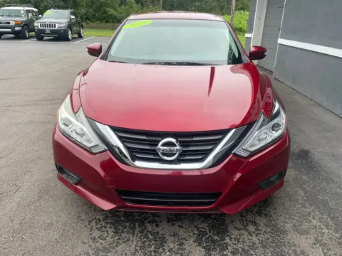 Another view of 2018 Nissan Altima 2.5 SL Sedan 4D for sale in Valparaiso, IN at Valpo Car Co.
