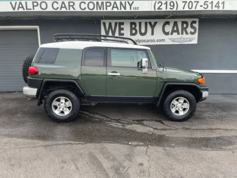 Photos of 2010 Toyota FJ Cruiser Sport Utility 2D for sale in Valparaiso, IN at Valpo Car Co.