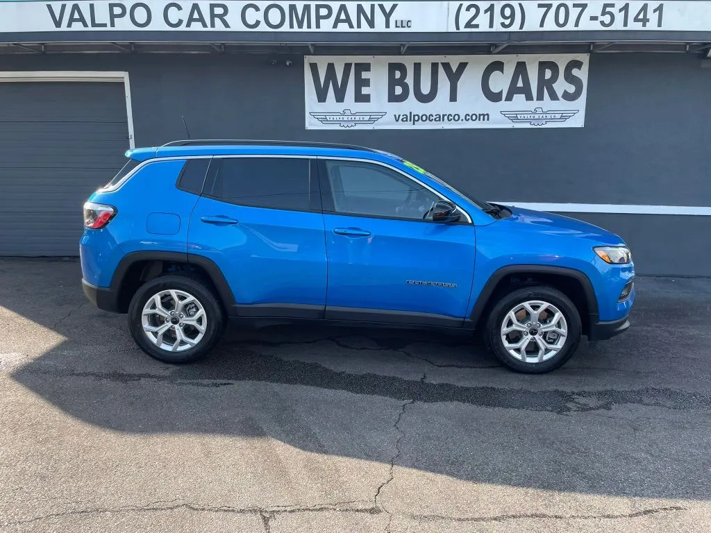 Unknown 2025 Jeep Compass Latitude Sport Utility 4D for sale in Valparaiso, IN