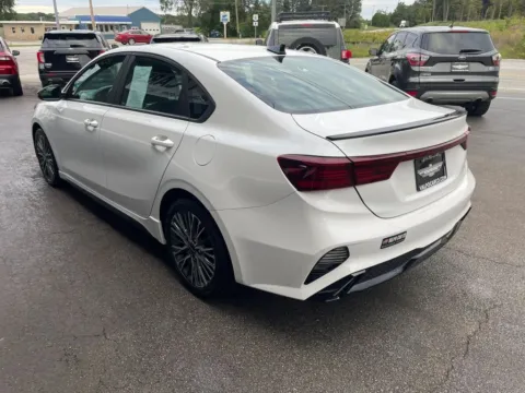 More photos of 2022 Kia Forte GT-Line Sedan 4D at Valpo Car Co., IN