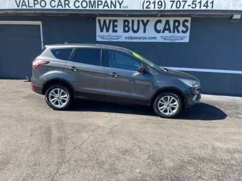 Gray 2017 Ford Escape SE Sport Utility 4D for sale in Valparaiso, IN